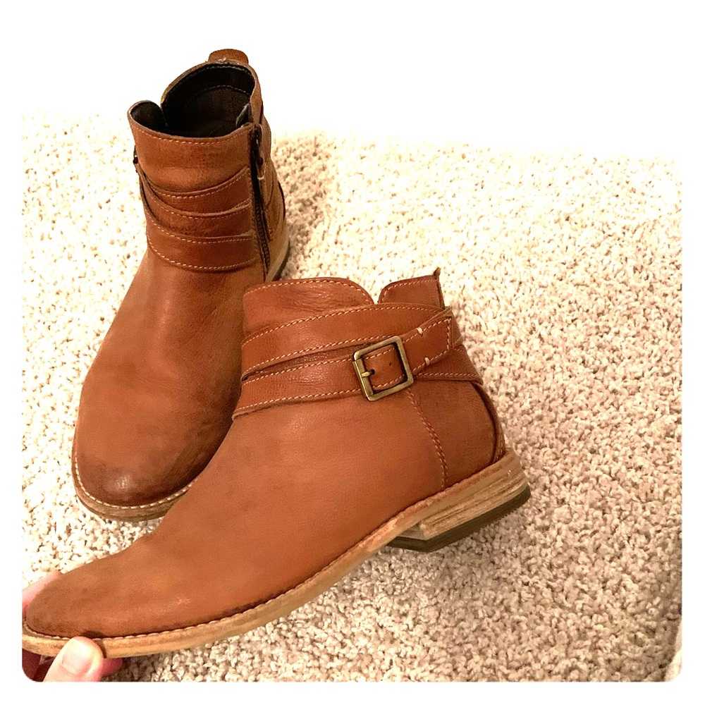 Clark’s ankle boots